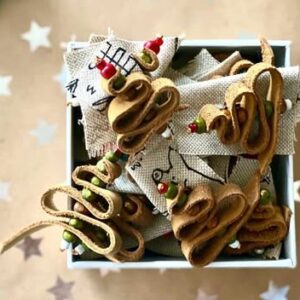 Christmas tree brooch